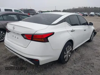 2020 Nissan Altima S z VIN 1N4BL4BV7LC191246, wystawiony jako IAAI lot #41606072 z przebiegiem 104 367 mil mil oraz . Historia ofert i sprzedaży dostępna na DreamBid. Obrazek 4.