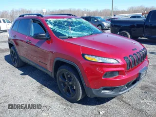 2017 Jeep Cherokee Sport with VIN 1C4PJMAB8HW648052, listed as a IAAI auction lot 41748439 with 177,435 mi miles. Bid and sale history available at carsss.com. Image 1.
