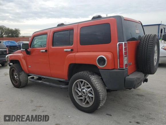 2008 Hummer H3 SUV with VIN 5GTEN13EX88174183, listed as a Copart auction lot 81412264 with 215,467 mi miles and Clean Title. Bid and sale history available at carsss.com. Image 2.