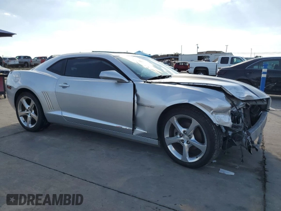 2013 Chevrolet Camaro LT with VIN 2G1FC1E37D9239138, listed as a Copart auction lot 72280614 with 175,911 mi miles and Salvage Title. Bid and sale history available at carsss.com. Image 4.