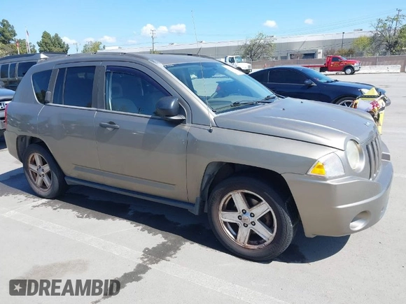 2007 Jeep Compass Sport with VIN 1J8FF47W87D241293, listed as a IAAI auction lot 41963241 with 251,852 mi miles. Bid and sale history available at carsss.com. Image 1.