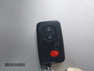 2014 Toyota Prius z VIN JTDKN3DP4E3060596, wystawiony jako IAAI lot #42344224 z przebiegiem 95 043 mil mil oraz . Historia ofert i sprzedaży dostępna na DreamBid. Obrazek 11.