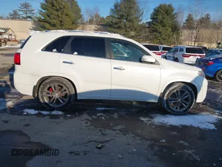 2014 Kia Sorento SX Limited with VIN 5XYKW4A71EG454589, listed as a IAAI auction lot 41421301 with 93,073 mi miles. Bid and sale history available at carsss.com. Image 12.