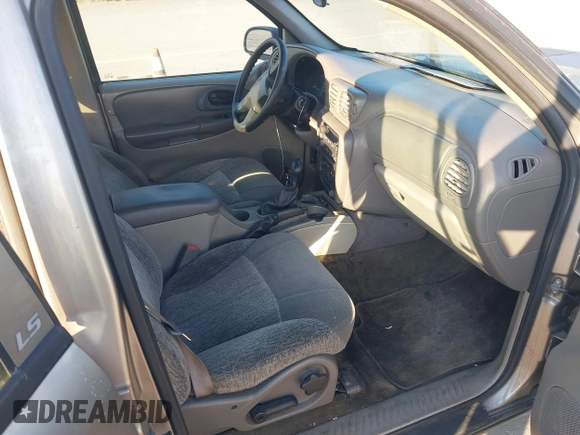 2002 Chevrolet TrailBlazer LS with VIN 1GNDS13S422310309, listed as a IAAI auction lot 41678511 with 222,789 mi miles and . Bid and sale history available at DreamBid. Image 5.