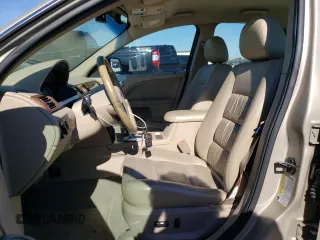 2005 Ford Five Hundred Limited with VIN 1FAFP25145G117782, listed as a Copart auction lot 79907674 with 182,494 mi miles and Salvage Title. Bid and sale history available at carsss.com. Image 7.