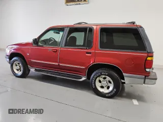 1997 Ford Explorer XLT z VIN 1FMDU35P6VUC58385, wystawiony jako Copart lot #65757615 z przebiegiem 226 351 mil mil oraz Czysty tytuł • Clean title. Historia ofert i sprzedaży dostępna na DreamBid. Obrazek 2.