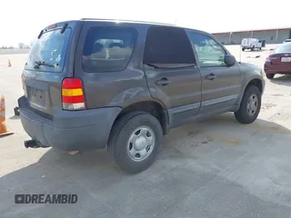 2007 Ford Escape XLS with VIN 1FMYU02Z77KA31257, listed as a IAAI auction lot 41430217 with 1 mi miles. Bid and sale history available at carsss.com. Image 4.