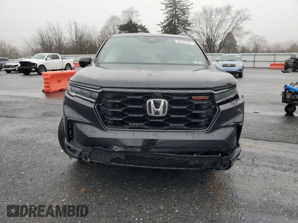 2025 Honda Pilot TrailSport with VIN 5FNYG1H61SB007167, listed as a Copart auction lot 85424184 with 8,507 mi miles and Salvage Title. Bid and sale history available at carsss.com. Image 5.
