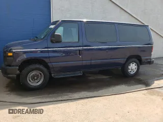 2009 Ford Econoline Passenger XL z VIN 1FMNE11W39DA38811, wystawiony jako Copart lot #69790934 z przebiegiem 228 619 mil mil oraz Czysty tytuł • Clean title. Historia ofert i sprzedaży dostępna na DreamBid. Obrazek 1.