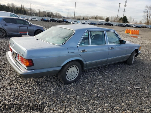 1986 Mercedes-Benz 300 with VIN WDBCB25D9GA279756, listed as a Copart auction lot 46860345 with 210,386 mi miles and Salvage Title. Bid and sale history available at carsss.com. Image 3.