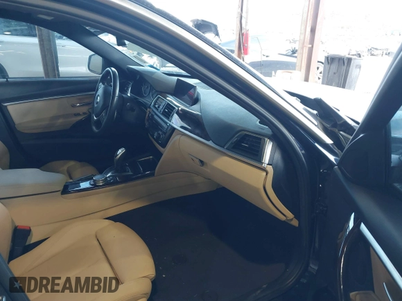 2017 BMW 3 Series 330i xDrive with VIN WBA8D9G51HNU60678, listed as a IAAI auction lot 41262500 with 87,900 mi miles. Bid and sale history available at carsss.com. Image 5.