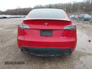 2021 Tesla Model Y Long Range with VIN 5YJYGDEE3MF204941, listed as a IAAI auction lot 41712562 with 36,549 mi miles. Bid and sale history available at carsss.com. Image 16.