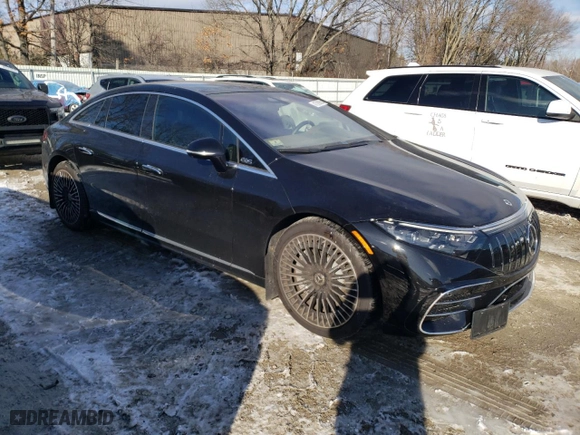 2022 Mercedes-Benz EQS with VIN W1KCG4EB8NA020966, listed as a Copart auction lot 41589965 with NaN miles and Salvage Title. Bid and sale history available at carsss.com. Image 4.