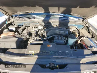 2002 Ford Explorer XLT with VIN 1FMZU63KX2UD18811, listed as a Copart auction lot 84105904 with 163,306 mi miles and Salvage Title. Bid and sale history available at DreamBid. Image 13.