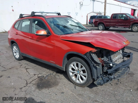 2013 BMW X1 xDrive28i with VIN WBAVL1C58DVR90699, listed as a IAAI auction lot 41809183 with 96,986 mi miles. Bid and sale history available at carsss.com. Image 1.