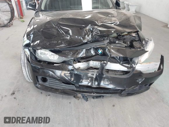 2015 BMW 3 Series 320i с VIN WBA3B1G50FNT64152, выставлен на аукционе IAAI как лот 42303555 с пробегом 115 421 миль миль и . История ставок и продаж доступна на DreamBid. Изображение 6.
