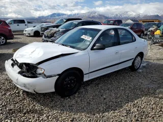 1998 Hyundai Elantra with VIN KMHJF24M5WU679823, listed as a Copart auction lot 47642105 with 116,318 mi miles and Salvage title. Bid and sale history available at DreamBid. Image 1.