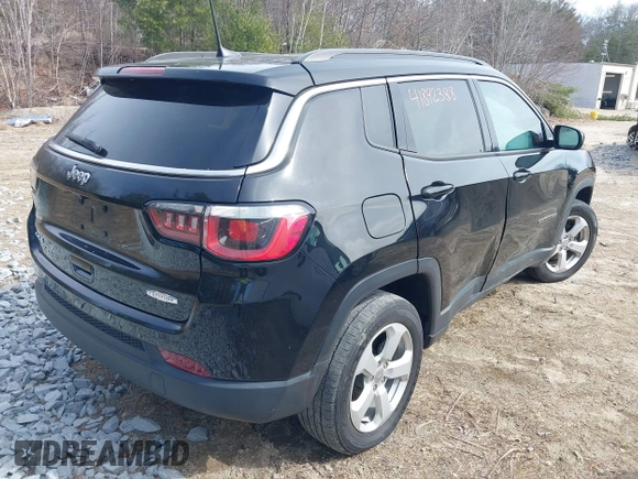 2019 Jeep Compass Latitude z VIN 3C4NJDBB9KT679054, wystawiony jako IAAI lot #41892388 z przebiegiem 61 382 mil mil oraz . Historia ofert i sprzedaży dostępna na DreamBid. Obrazek 4.