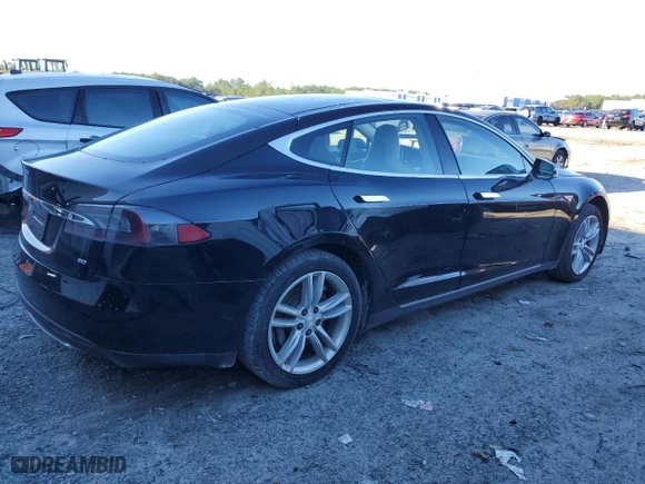 2015 Tesla Model S 85 kWh Battery with VIN 5YJSA1S17FFP74600, listed as a Copart auction lot 79288053 with 95,486 mi miles. Bid and sale history available at carsss.com. Image 3.