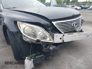 2007 Lexus LS 460 with VIN JTHBL46FX75019041, listed as a IAAI auction lot 42471322 with Not provided miles and . Bid and sale history available at DreamBid. Image 6.