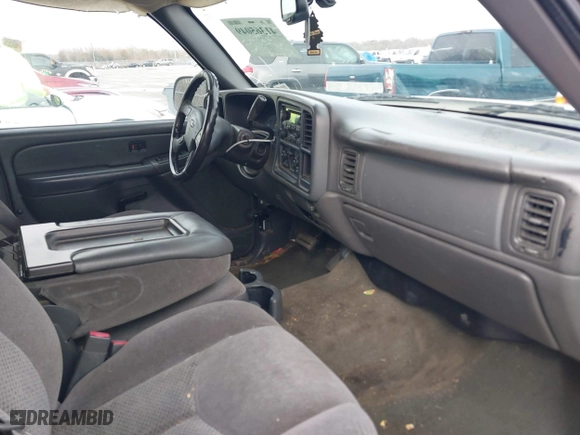2006 Chevrolet Silverado 1500 LT1 with VIN 1GCEC19V26Z279246, listed as a IAAI auction lot 41365049 with 284,259 mi miles. Bid and sale history available at carsss.com. Image 5.