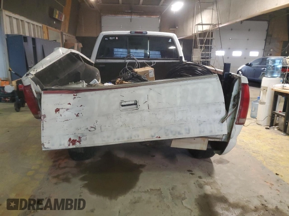 1998 Chevrolet Silverado 1500 with VIN 1GCEK14R7WZ176742, listed as a Copart auction lot 88497035 with 224,223 mi miles and Salvage Title. Bid and sale history available at DreamBid. Image 6.