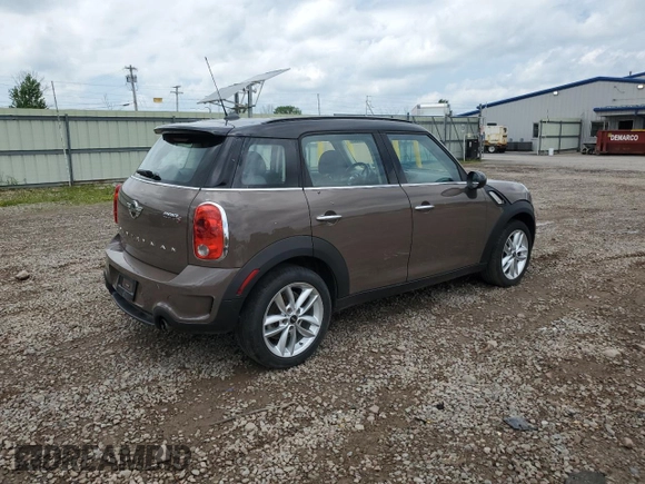 2014 MINI Countryman S z VIN WMWZC5C54EWM17898, wystawiony jako Copart lot #62119635 z przebiegiem 112 773 mil mil oraz Szkoda całkowita • Salvage title. Historia ofert i sprzedaży dostępna na DreamBid. Obrazek 3.