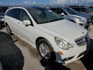 2008 Mercedes-Benz R-Class 3.0L with VIN 4JGCB22E18A088943, listed as a Copart auction lot 76763804 with 0 mi miles and Salvage Title. Bid and sale history available at carsss.com. Image 4.