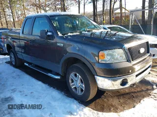 2007 Ford F-150 STX with VIN 1FTRX14W17FB65876, listed as a IAAI auction lot 41318821 with 206,254 mi miles. Bid and sale history available at carsss.com. Image 1.