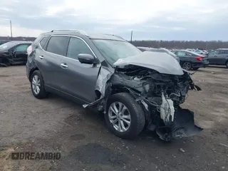 2015 Nissan Rogue SV with VIN KNMAT2MT0FP519660, listed as a IAAI auction lot 41661294 with 199,598 mi miles. Bid and sale history available at carsss.com. Image 1.