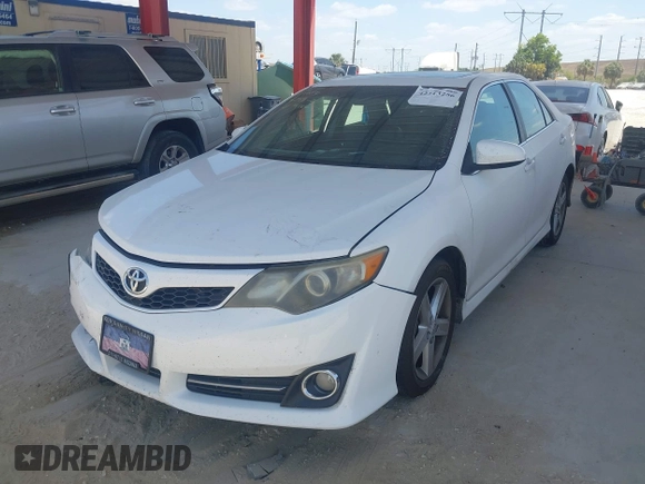 2012 Toyota Camry L with VIN 4T1BF1FK6CU524610, listed as a IAAI auction lot 42113256 with 196,934 mi miles. Bid and sale history available at carsss.com. Image 17.