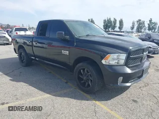 2016 Ram 1500 Express z VIN 1C6RR6FG5GS333031, wystawiony jako IAAI lot #42195110 z przebiegiem 144 921 mil mil oraz . Historia ofert i sprzedaży dostępna na DreamBid. Obrazek 1.