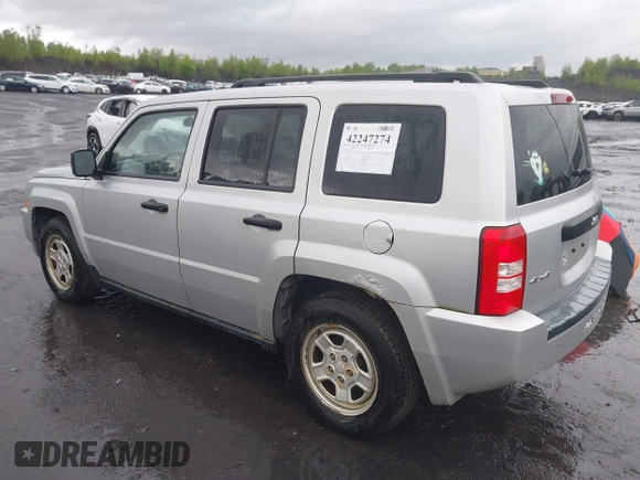 2007 Jeep Patriot Sport с VIN 1J8FF28W77D396064, выставлен на аукционе IAAI как лот 42247274 с пробегом 128 455 миль миль и . История ставок и продаж доступна на DreamBid. Изображение 3.