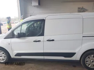 2017 Ford Transit Connect XLT z VIN NM0LS7F72H1296758, wystawiony jako IAAI lot #42107657 z przebiegiem 191 649 mil mil oraz . Historia ofert i sprzedaży dostępna na DreamBid. Obrazek 14.
