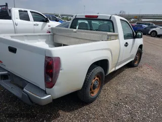2005 Chevrolet Colorado Z85 with VIN 1GCCS148058260534, listed as a IAAI auction lot 41697832 with 60,898 mi miles. Bid and sale history available at carsss.com. Image 4.