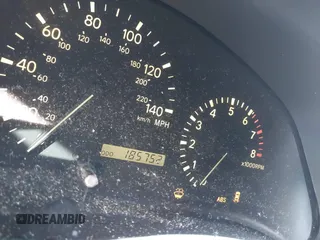2002 Lexus RX 300 z VIN JTJGF10U920129117, wystawiony jako IAAI lot #41898105 z przebiegiem 185 752 mil mil oraz . Historia ofert i sprzedaży dostępna na DreamBid. Obrazek 7.