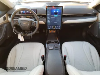 2023 Ford Mustang Mach-E Premium с VIN 3FMTK3SUXPMA56796, выставлен на аукционе Copart как лот 83476884 с пробегом 9 941 миль миль и Списание • Salvage title. История ставок и продаж доступна на DreamBid. Изображение 8.