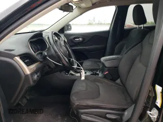 2017 Jeep Cherokee Latitude with VIN 1C4PJLCB6HW516284, listed as a Copart auction lot 51610205 with 171,081 mi miles and Salvage Title. Bid and sale history available at carsss.com. Image 7.