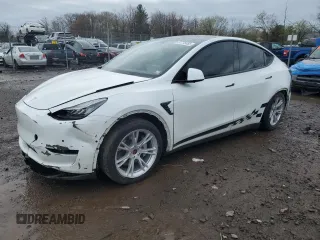 2020 Tesla Model Y Long Range with VIN 5YJYGDEE2LF019133, listed as a Copart auction lot 51773455 with 26,122 mi miles and Salvage Title. Bid and sale history available at DreamBid. Image 1.