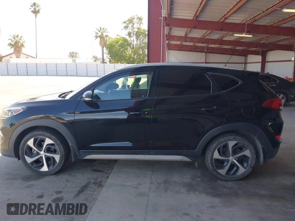 2017 Hyundai Tucson Limited z VIN KM8J3CA2XHU534555, wystawiony jako IAAI lot #42359868 z przebiegiem 136 180 mil mil oraz . Historia ofert i sprzedaży dostępna na DreamBid. Obrazek 14.