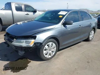 2013 Volkswagen Jetta Sedan SE with VIN 3VWDP7AJ8DM384221, listed as a IAAI auction lot 42023691 with 157,403 mi miles. Bid and sale history available at carsss.com. Image 17.