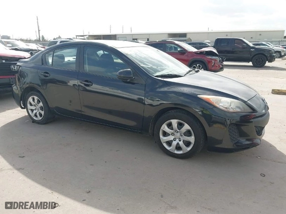 2012 Mazda Mazda3 i Sport with VIN JM1BL1UFXC1652286, listed as a IAAI auction lot 41730996 with NaN miles. Bid and sale history available at carsss.com. Image 1.