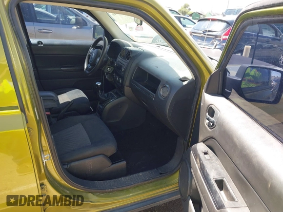 2012 Jeep Patriot Sport with VIN 1C4NJRBB2CD554871, listed as a IAAI auction lot 42712916 with 138,132 mi miles and . Bid and sale history available at DreamBid. Image 5.