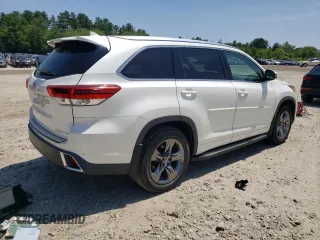 2017 Toyota Highlander Limited with VIN 5TDDZRFHXHS413030, listed as a Copart auction lot 58913115 with 93,295 mi miles and Salvage title. Bid and sale history available at DreamBid. Image 3.