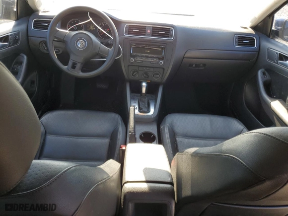 2014 Volkswagen Jetta Sedan SE w/Connectivity with VIN 3VWD17AJ2EM369832, listed as a Copart auction lot 86004234 with 142,085 mi miles and Salvage Title. Bid and sale history available at carsss.com. Image 8.