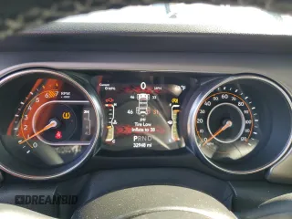 2021 Jeep Wrangler Unlimited Willys с VIN 1C4HJXDN1MW672344, выставлен на аукционе Copart как лот 50218005 с пробегом 32 948 миль миль и Списание • Salvage title. История ставок и продаж доступна на DreamBid. Изображение 9.
