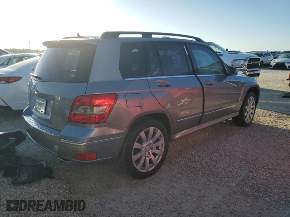 2012 Mercedes-Benz GLK 350 with VIN WDCGG5GB4CF861319, listed as a Copart auction lot 76934784 with 177,469 mi miles and Clean Title. Bid and sale history available at DreamBid. Image 3.