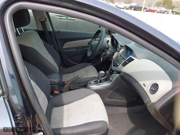 2016 Chevrolet Cruze Limited LS with VIN 1G1PC5SG6G7153070, listed as a IAAI auction lot 41805711 with 109,174 mi miles. Bid and sale history available at carsss.com. Image 5.