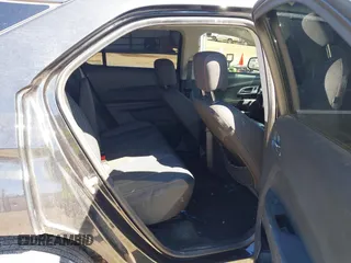2015 Chevrolet Equinox LT with VIN 2GNALBEK9F6299674, listed as a IAAI auction lot 41811130 with 197,441 mi miles. Bid and sale history available at carsss.com. Image 8.