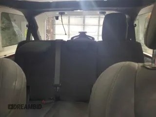 2021 Jeep Wrangler Unlimited Sahara z VIN 1C4HJXEGXMW758252, wystawiony jako Copart lot #50489015 z przebiegiem 38 388 mil mil oraz Szkoda całkowita • Salvage title. Historia ofert i sprzedaży dostępna na DreamBid. Obrazek 10.
